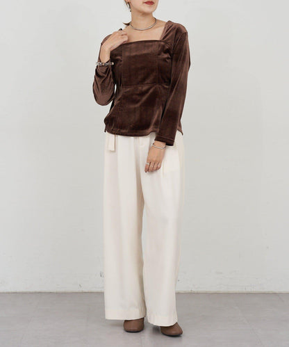 天鵝絨荷葉邊下襬套頭衫