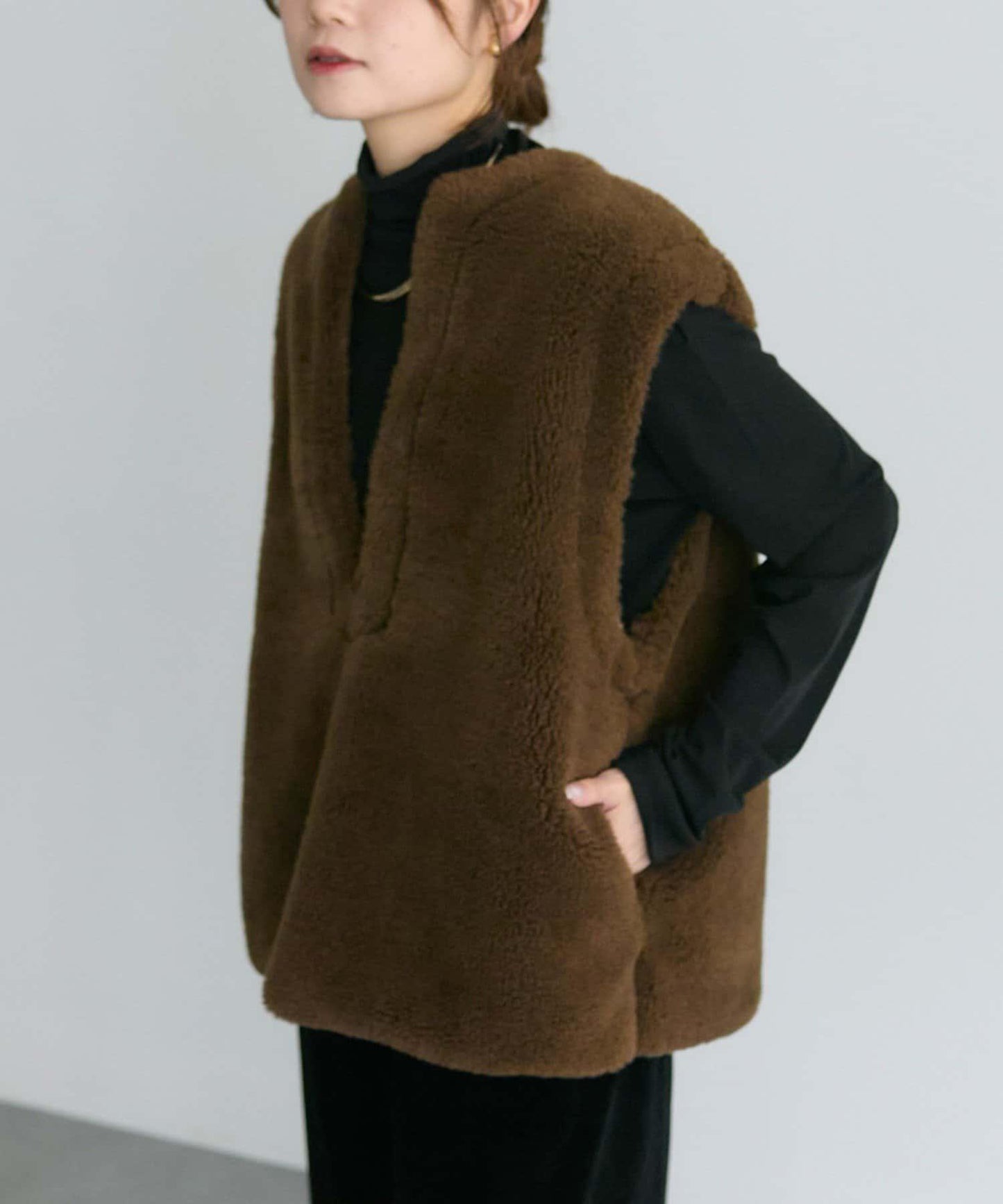 再生羊羔絨馬甲