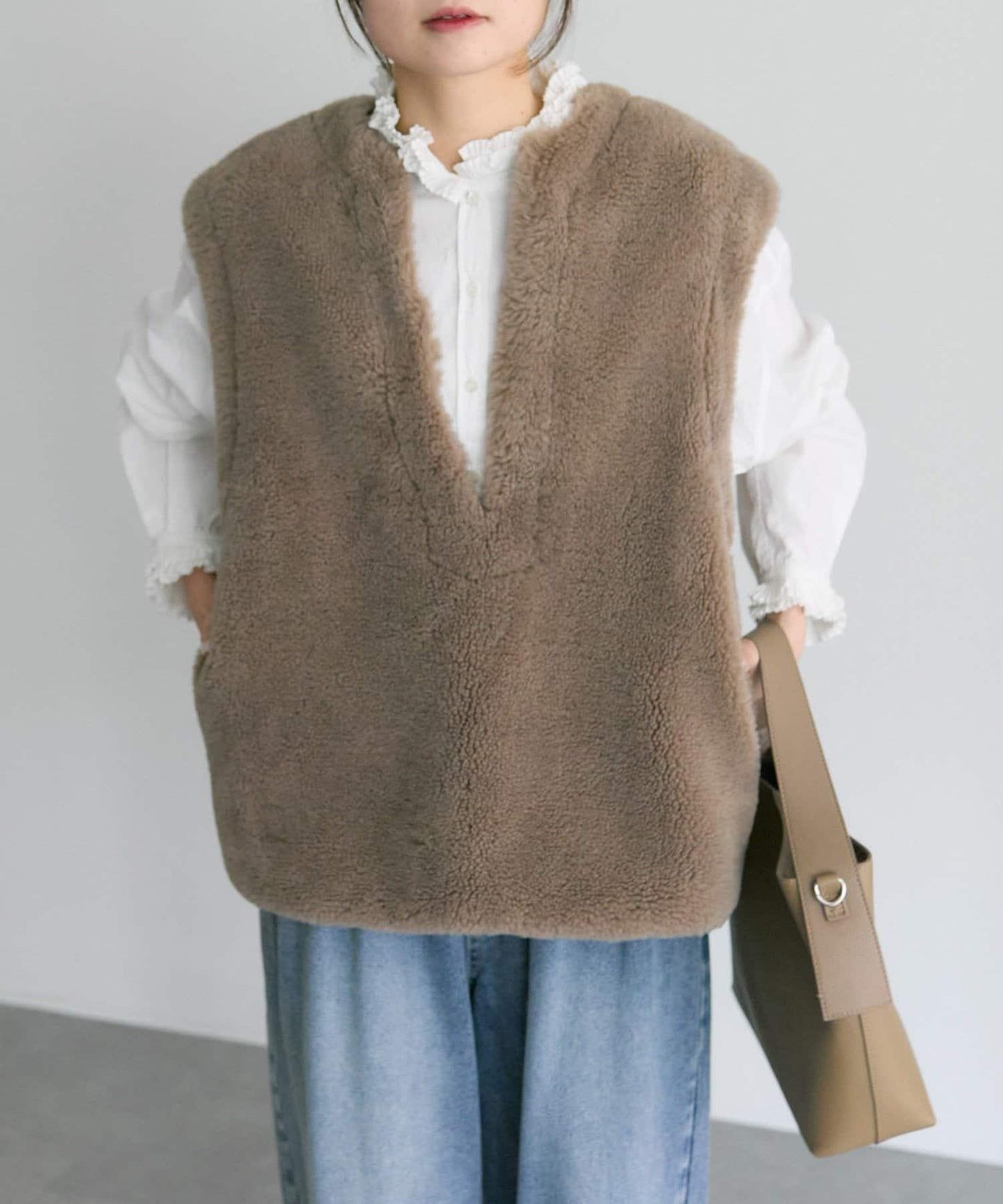 再生羊羔絨馬甲