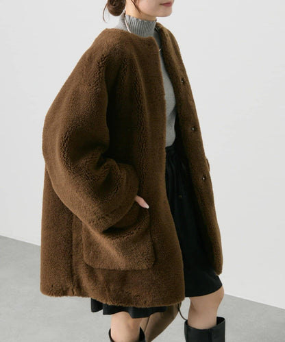 再生羊羔絨無領大衣
