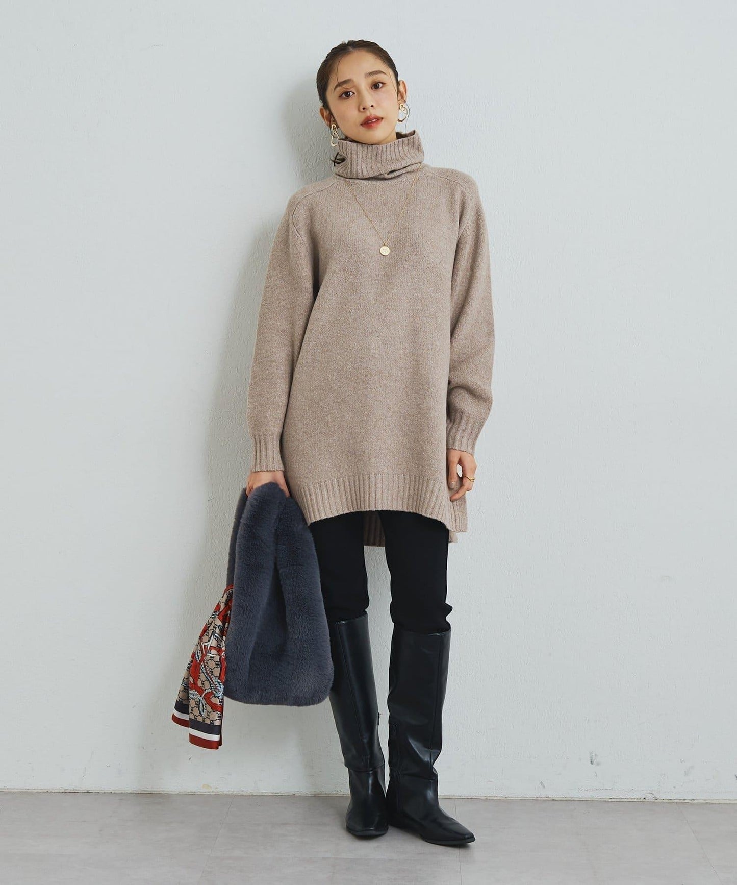 《美シルエット》下襬拉鍊加絨修身褲