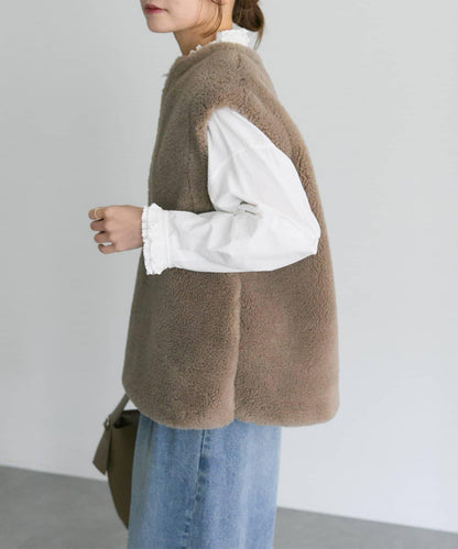 再生羊羔絨馬甲