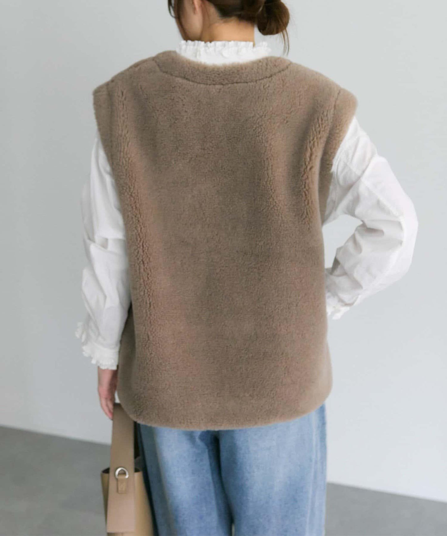 再生羊羔絨馬甲