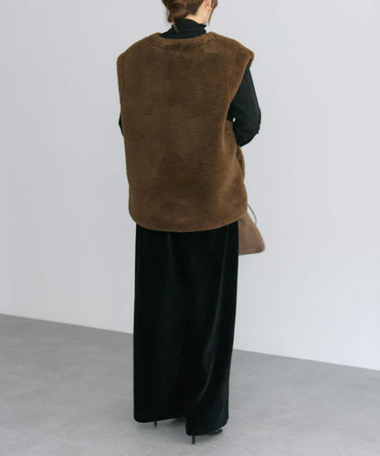 再生羊羔絨馬甲