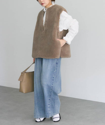 再生羊羔絨馬甲