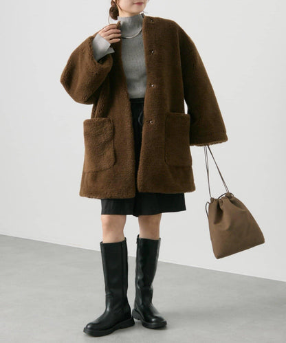 再生羊羔絨無領大衣