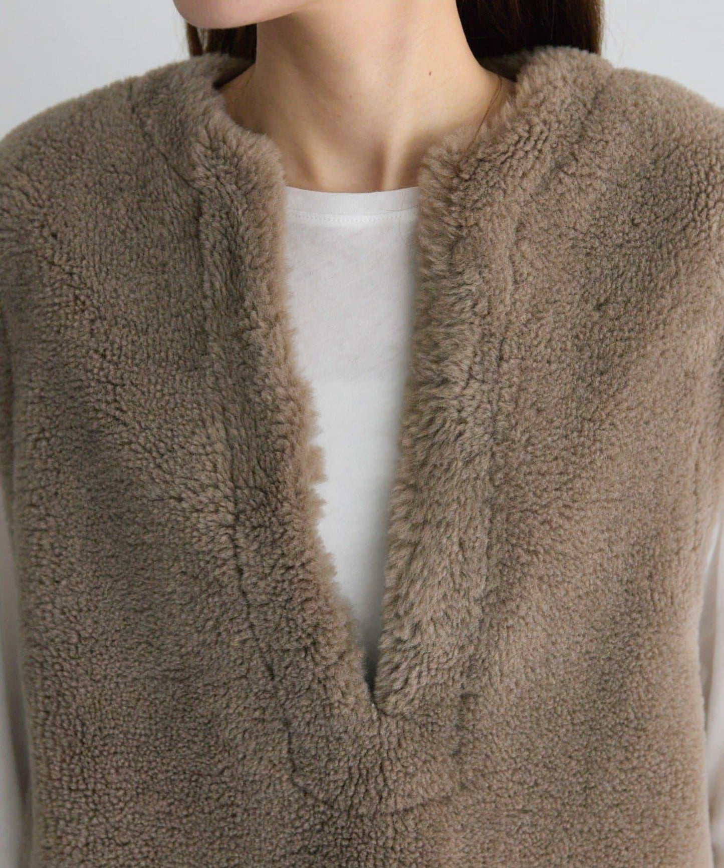 再生羊羔絨馬甲