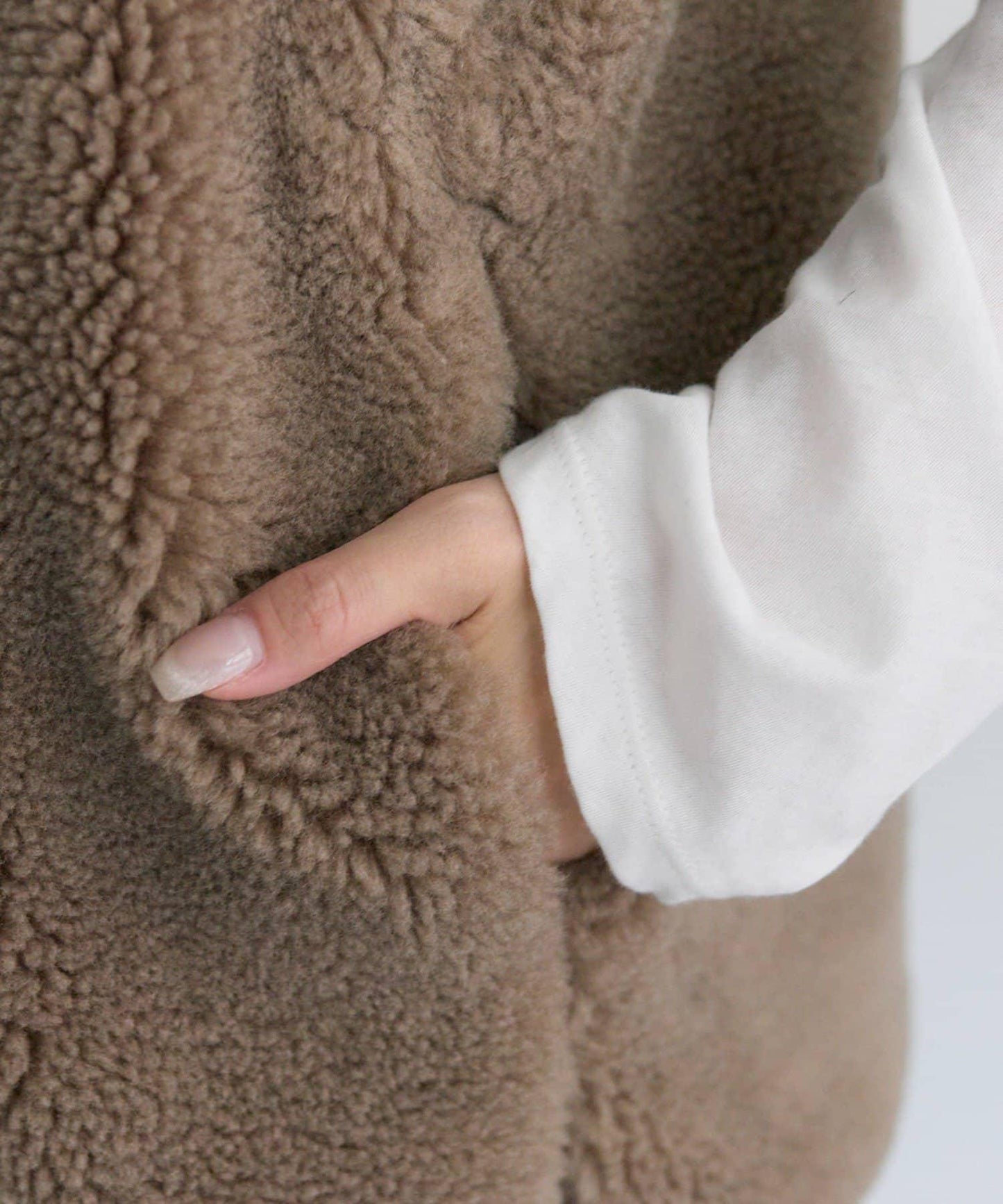 再生羊羔絨馬甲