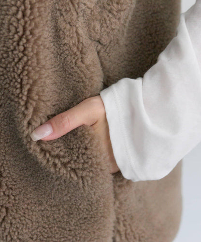 再生羊羔絨馬甲