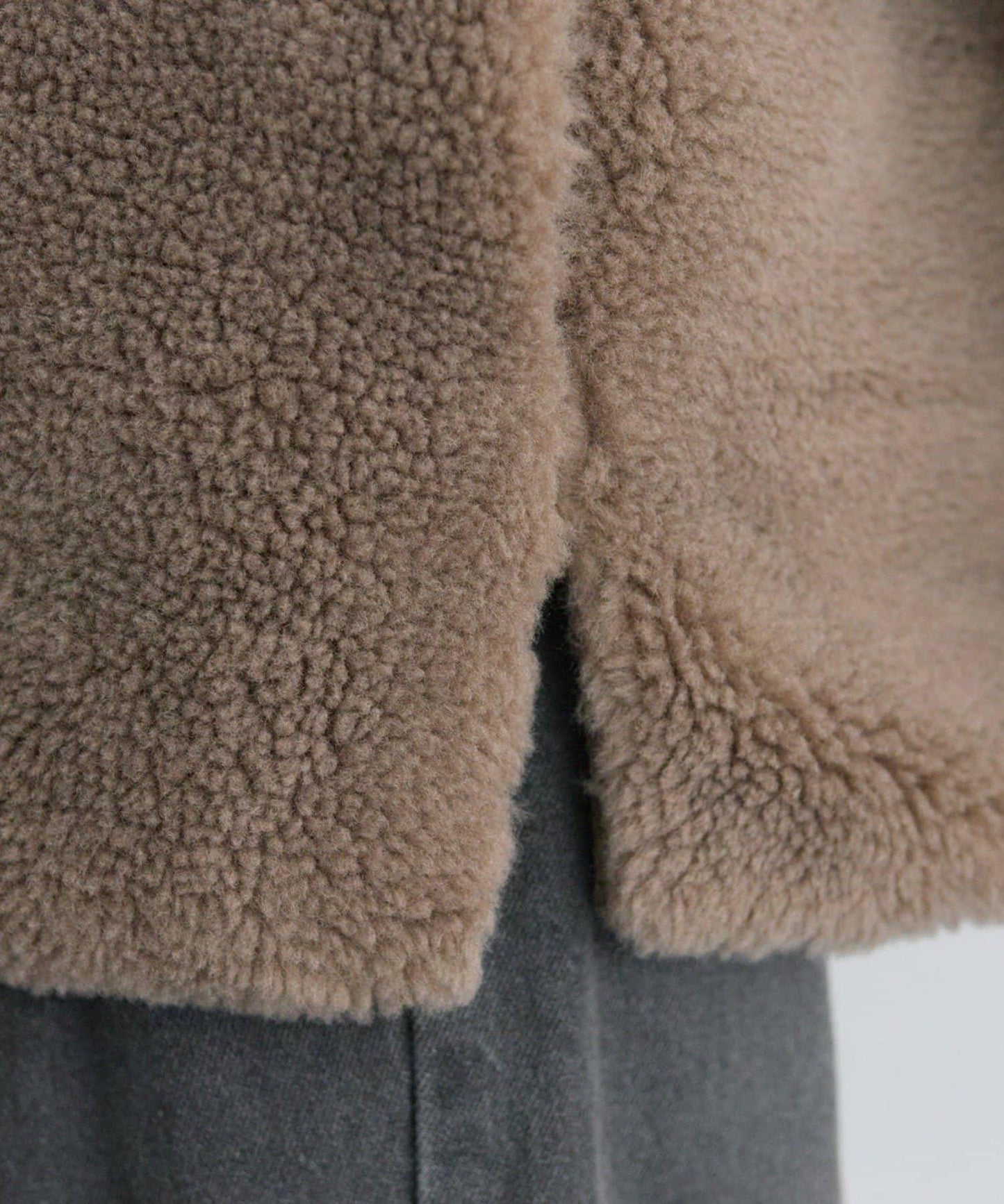 再生羊羔絨馬甲