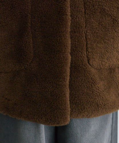 再生羊羔絨無領大衣