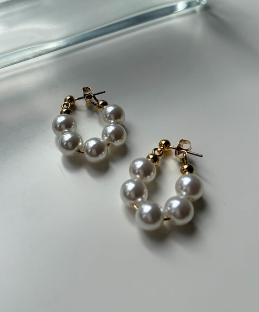 小珍珠圈形耳環