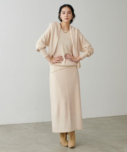 柔軟蓬鬆迷你羽毛針織套頭衫