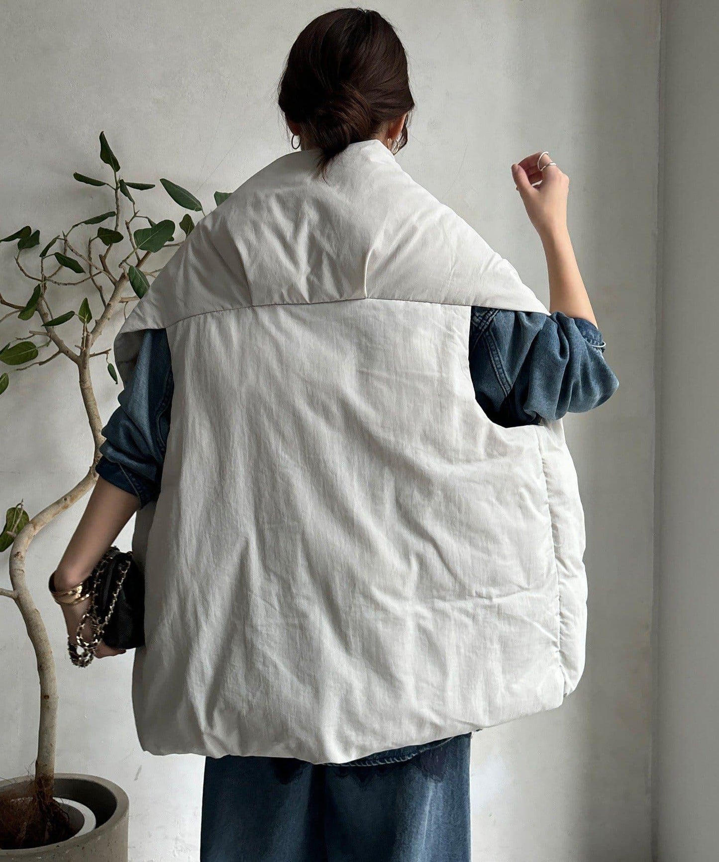 圍巾式仿毛羽絨馬甲