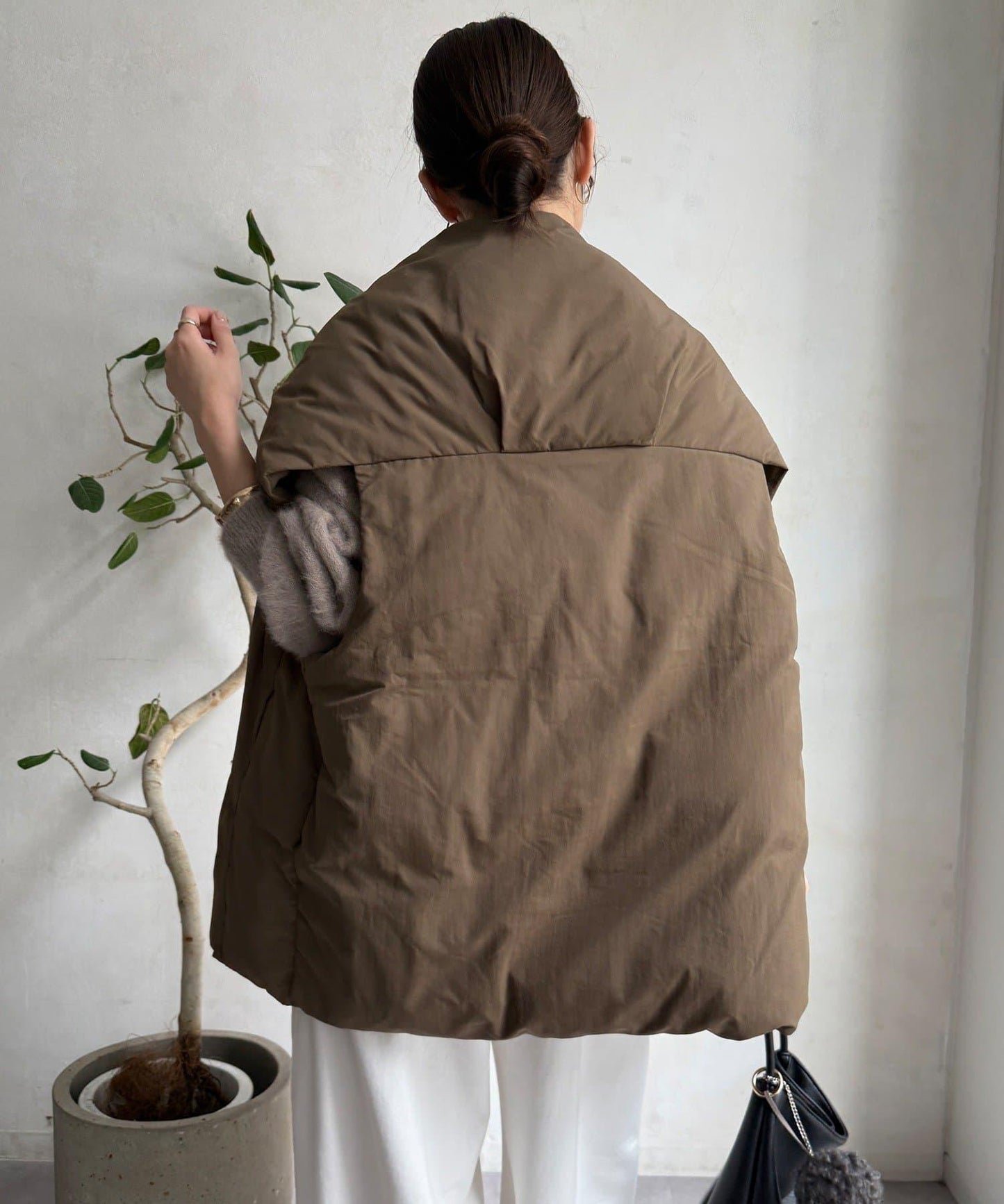 圍巾式仿毛羽絨馬甲