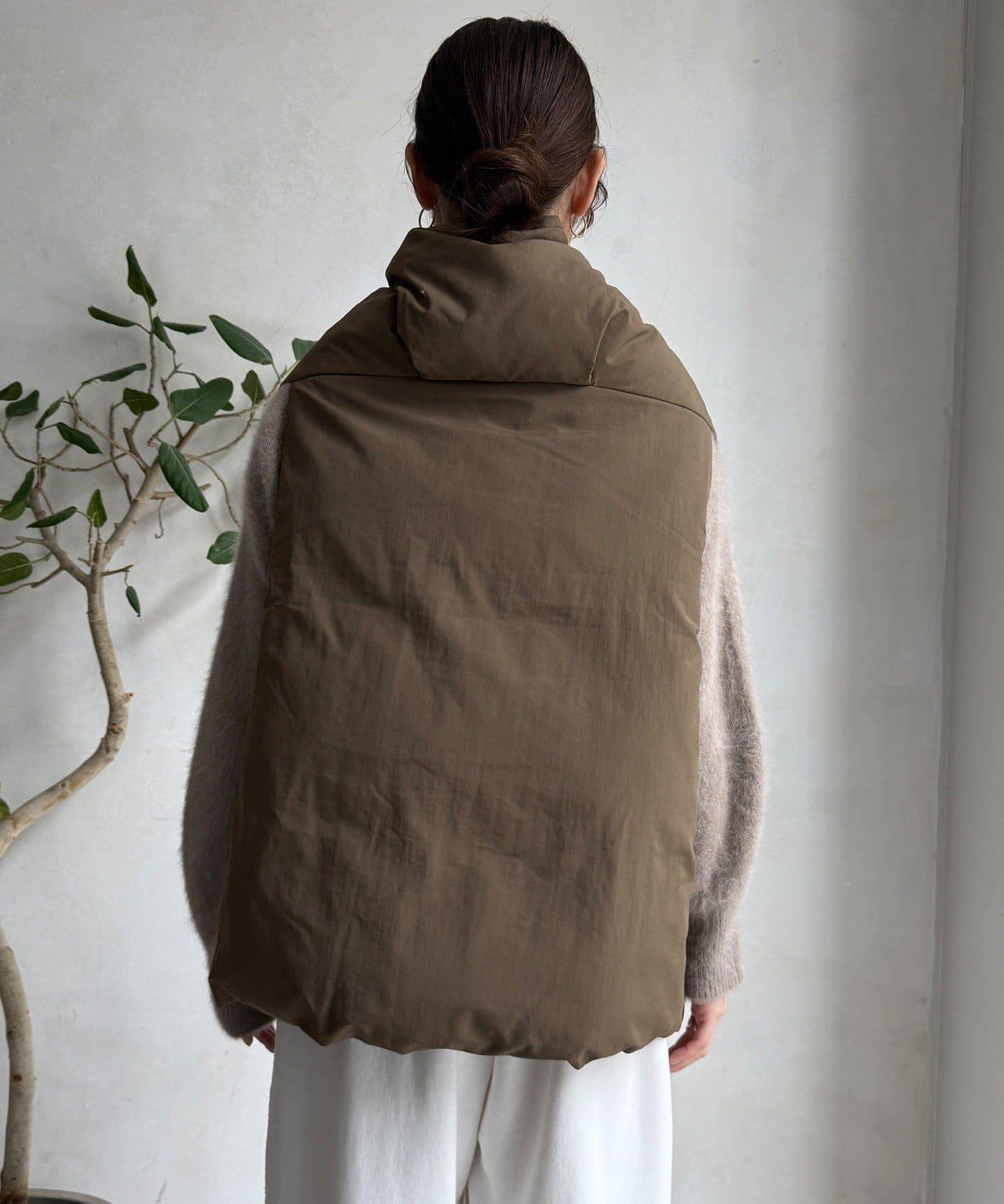 圍巾式仿毛羽絨馬甲