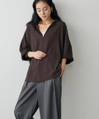 帶領口寬鬆蝙蝠袖套頭衫