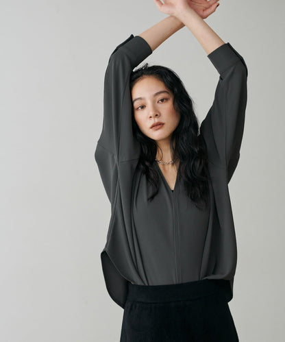 帶領口寬鬆蝙蝠袖套頭衫