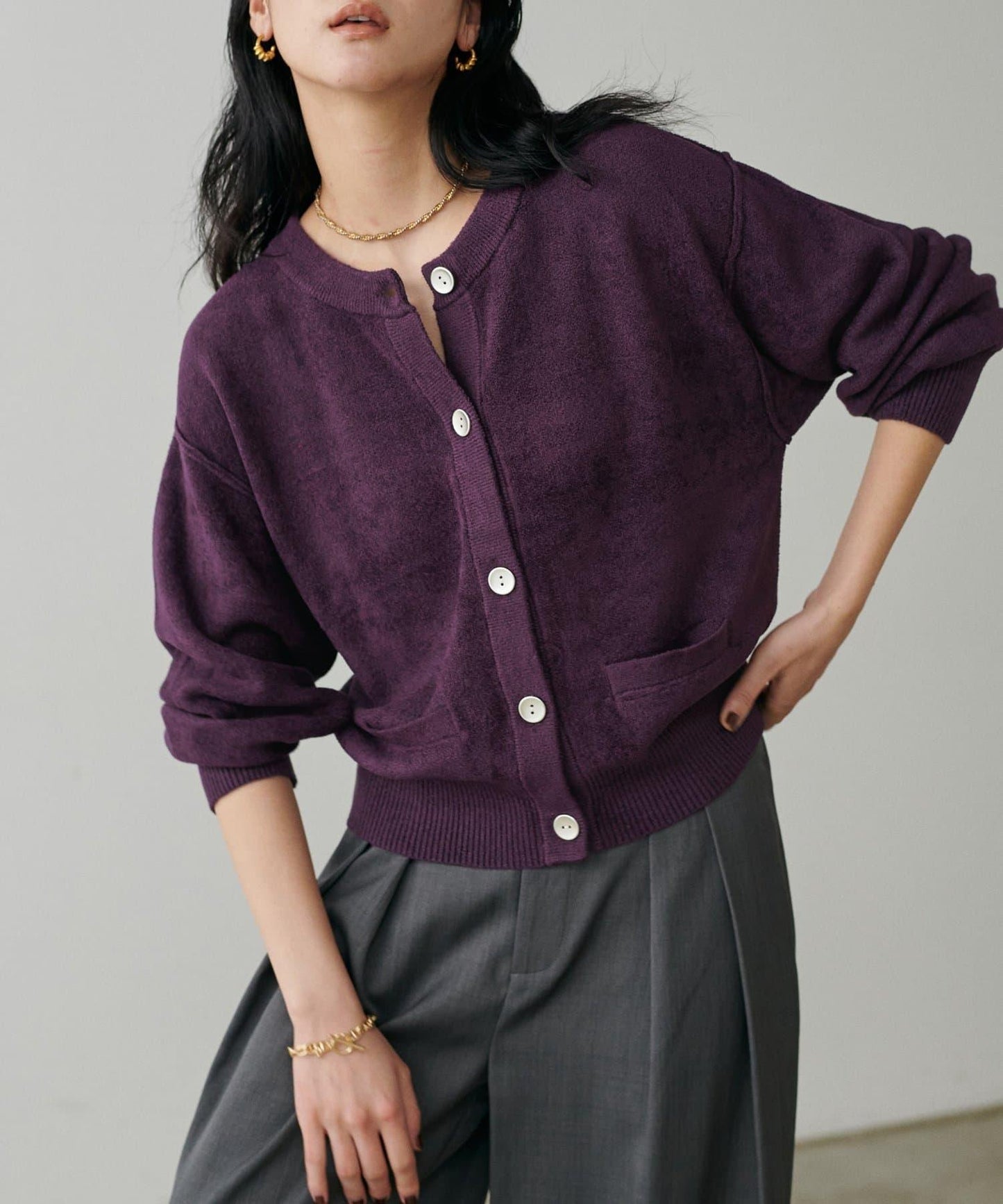 蓬鬆羽毛感針織短款開衫