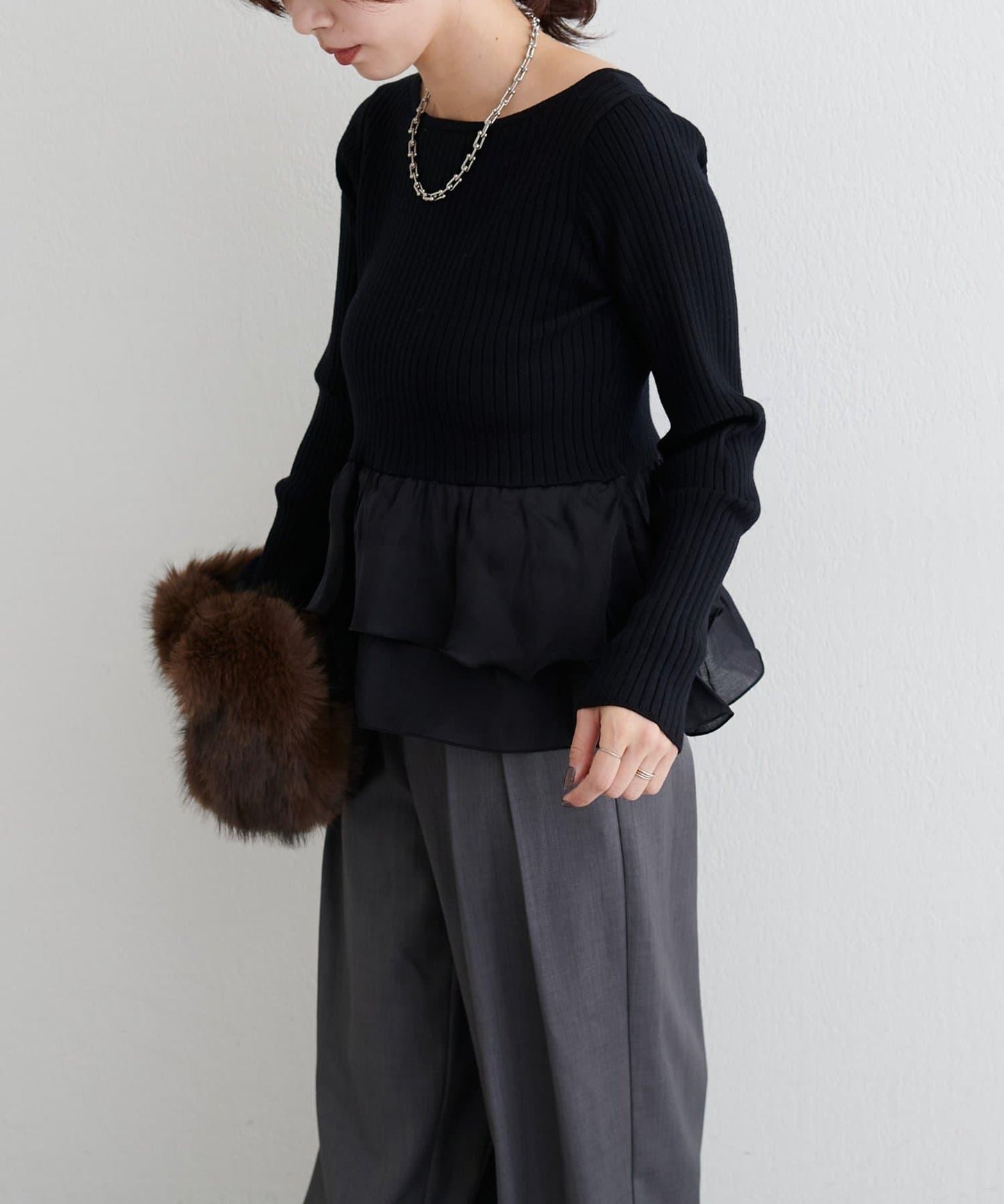 前後兩穿荷葉邊針織衫