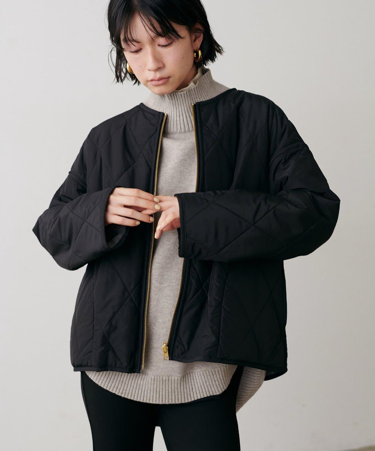 圓弧下襬雙層領針織衫