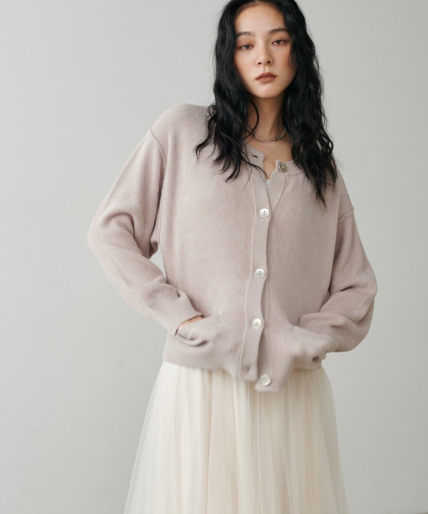 蓬鬆羽毛感針織短款開衫