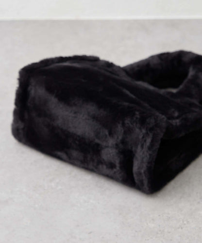 【OUTLET限定】標誌刺繡毛絨托特包