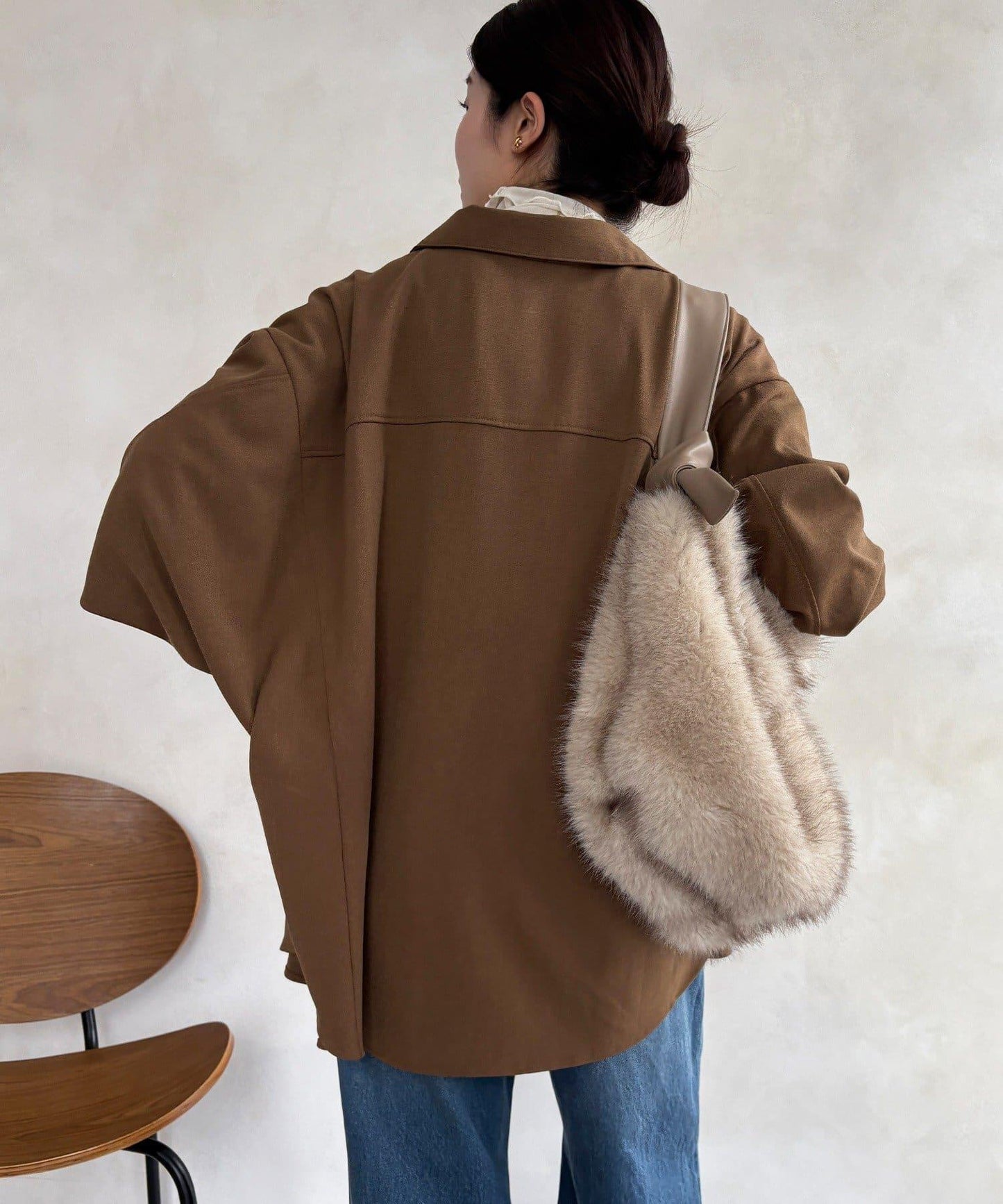 羊毛風寬鬆蝙蝠袖大襯衫