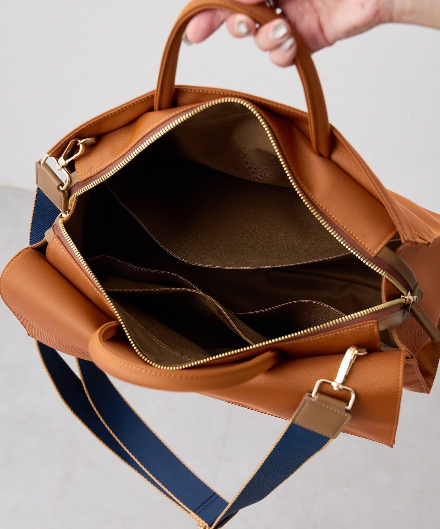 A4尺寸適用時尚防潑水托特包L