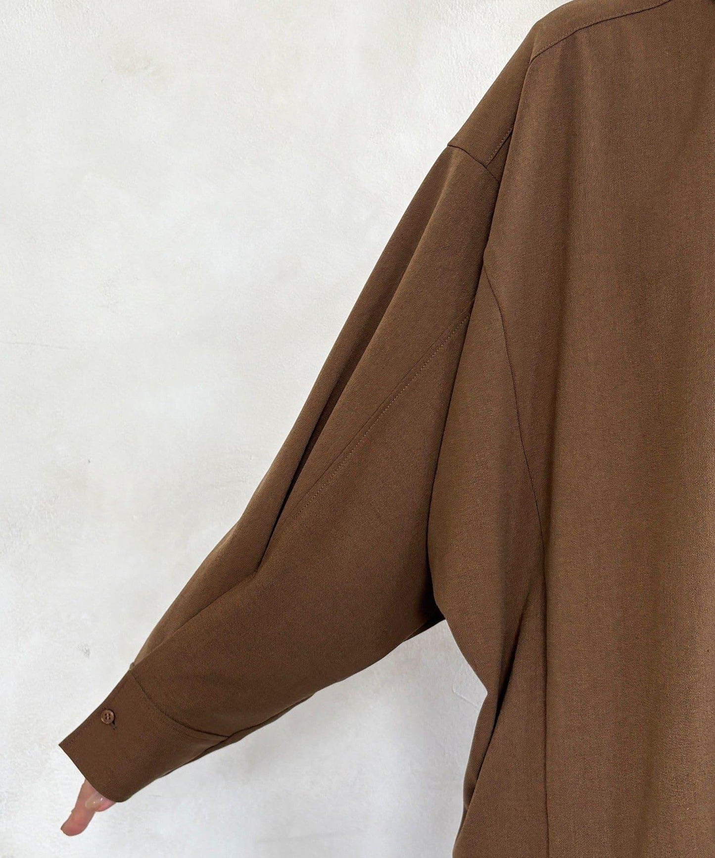 羊毛風寬鬆蝙蝠袖大襯衫