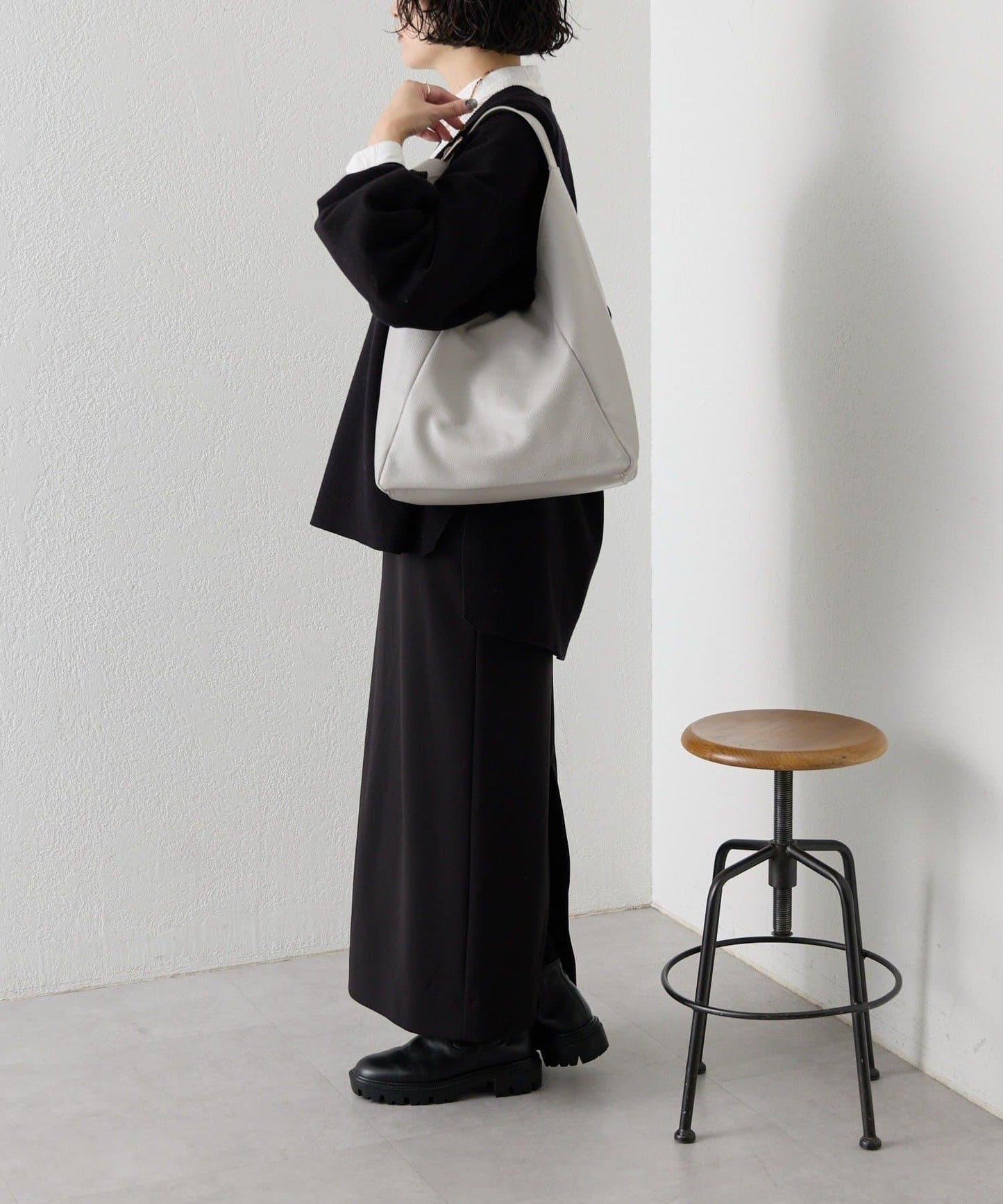 《本革/A4尺寸適用》長肩帶單肩包