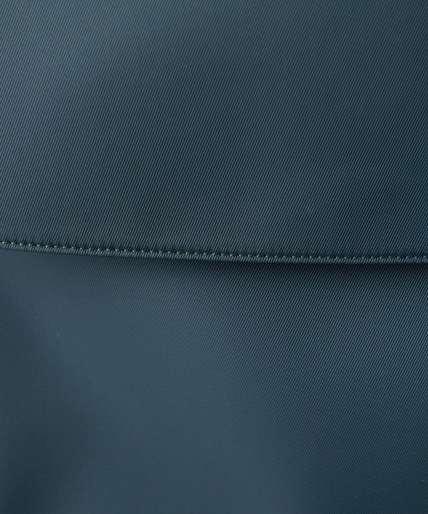 A4尺寸適用時尚防潑水托特包L