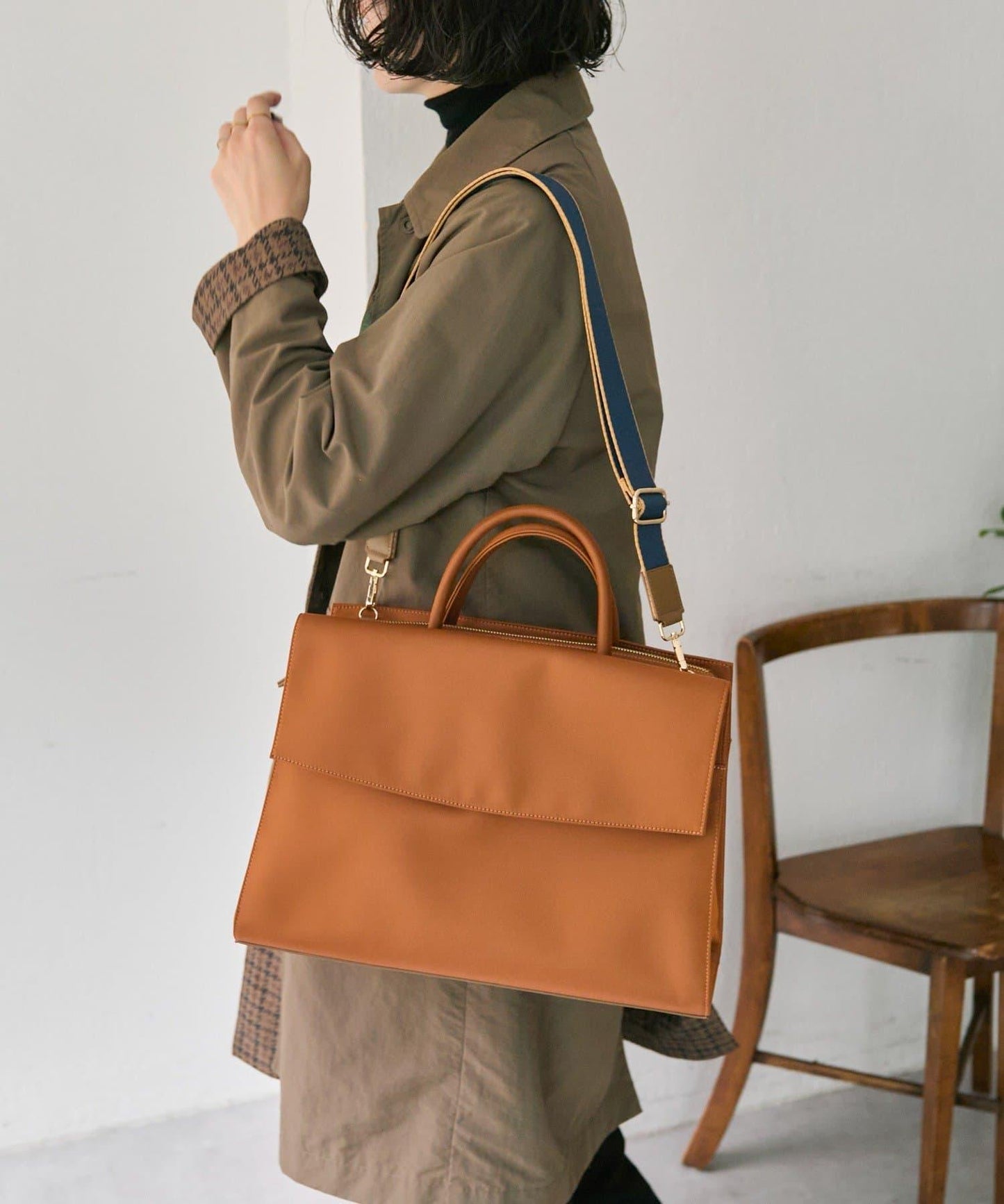 A4尺寸適用時尚防潑水托特包L