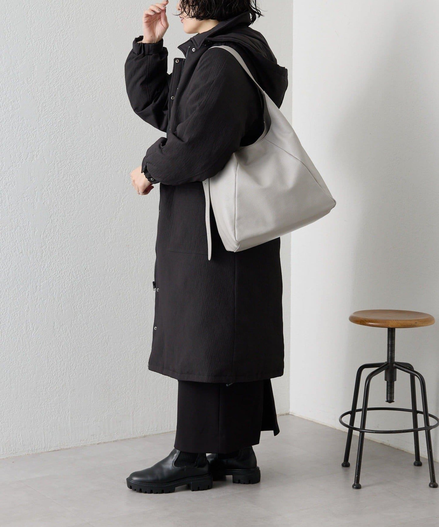 《本革/A4尺寸適用》長肩帶單肩包