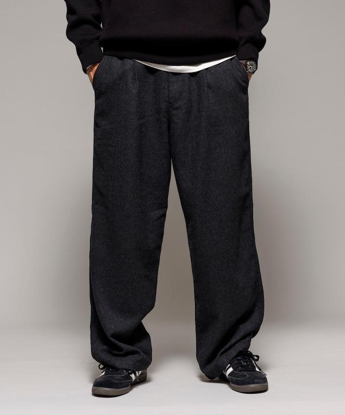 寬鬆版型水洗羊毛混紡法蘭絨長褲