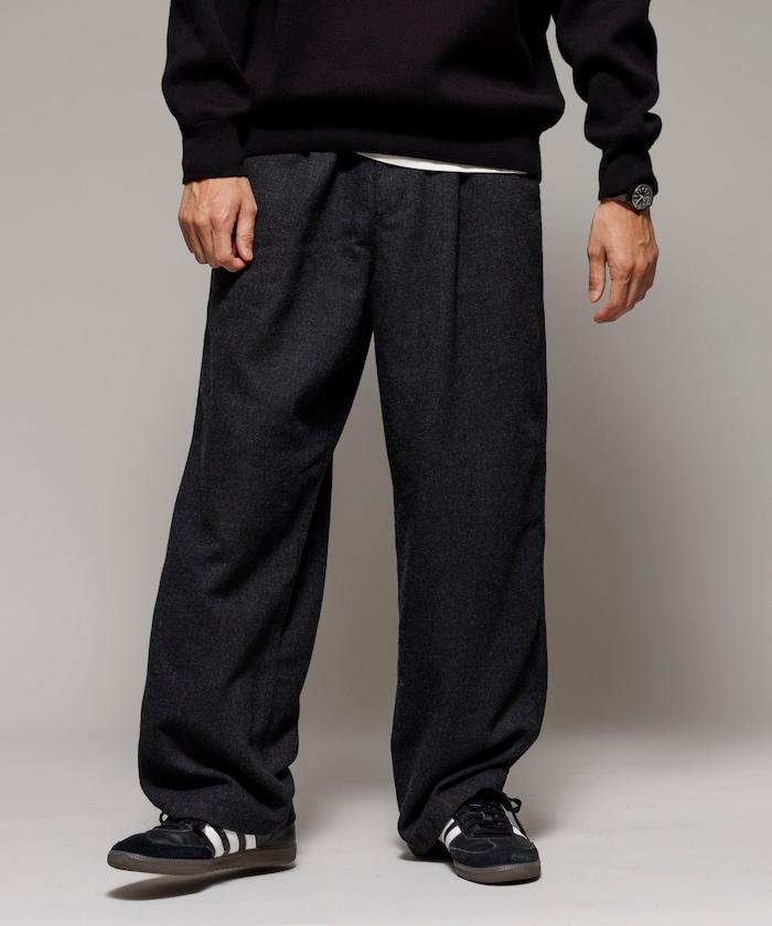 寬鬆版型水洗羊毛混紡法蘭絨長褲