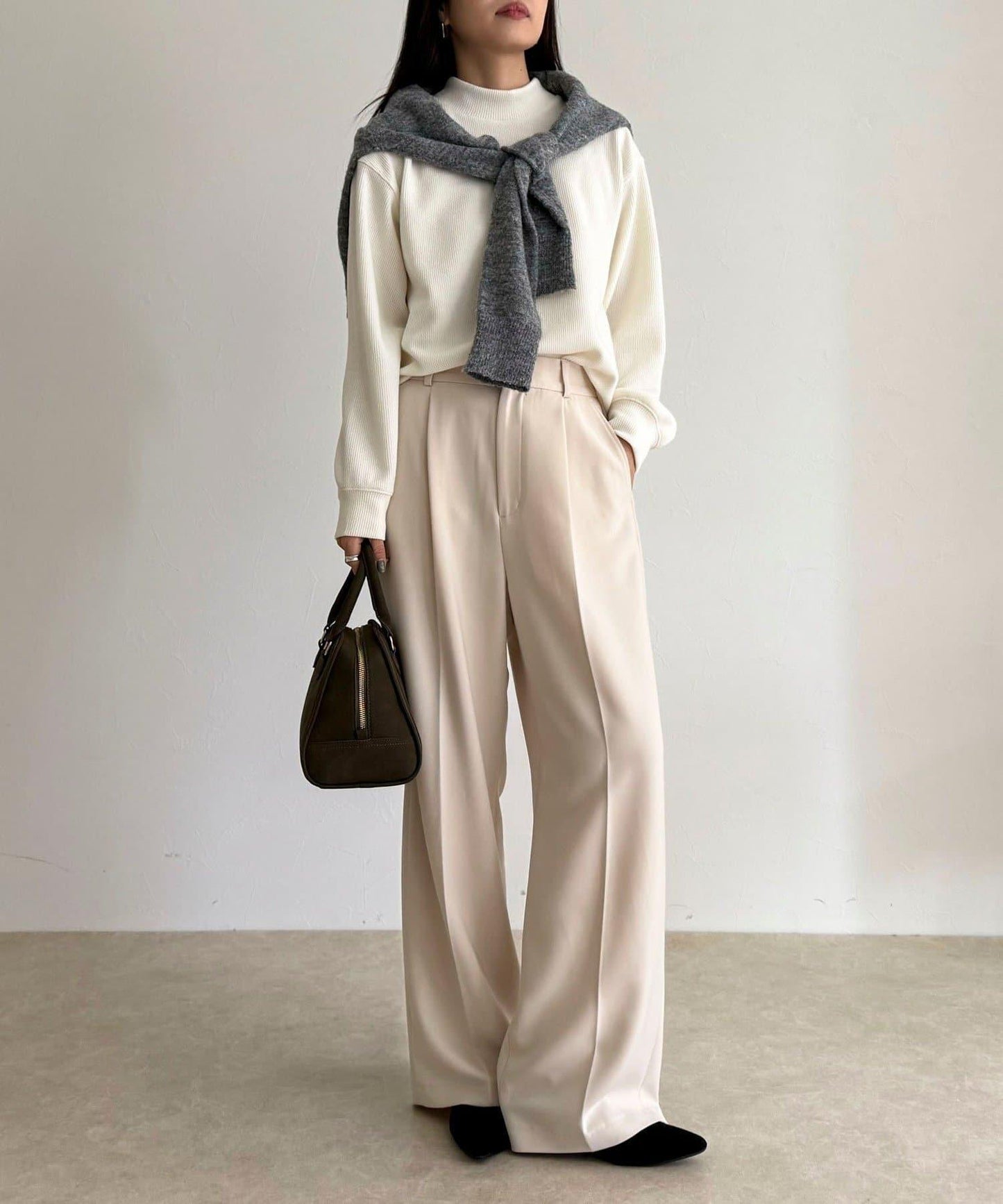 針織短款套頭衫