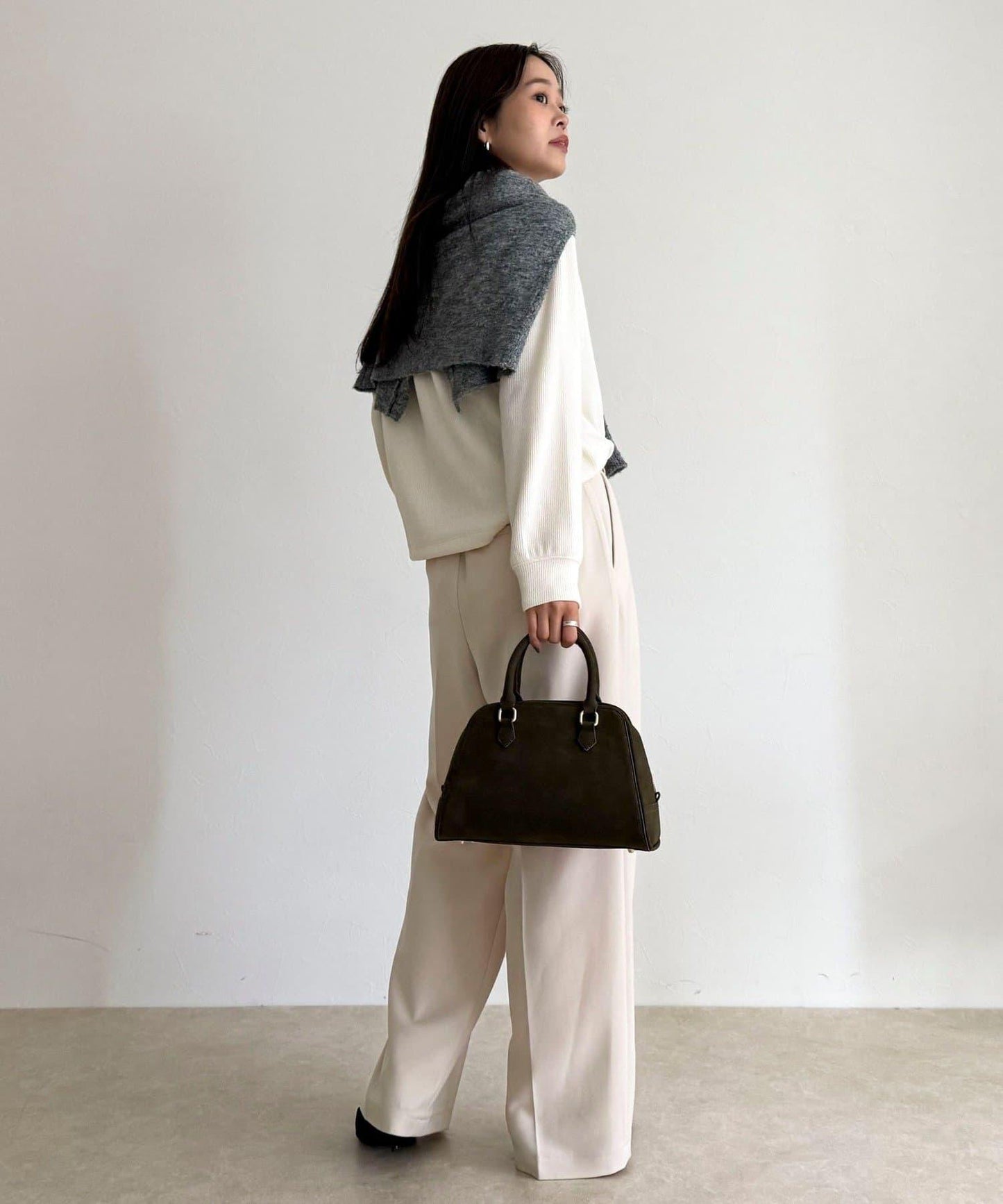 針織短款套頭衫