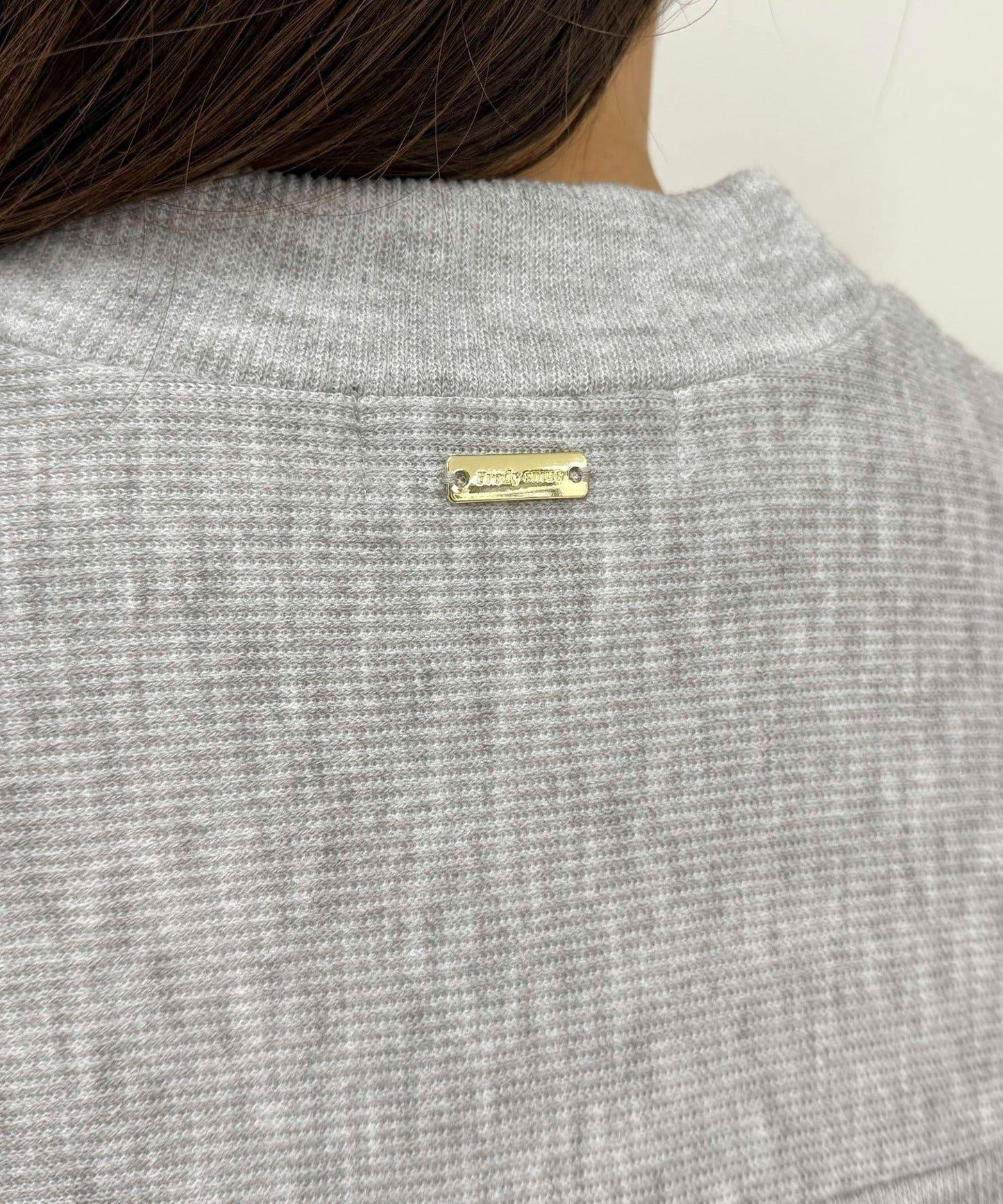 針織短款套頭衫