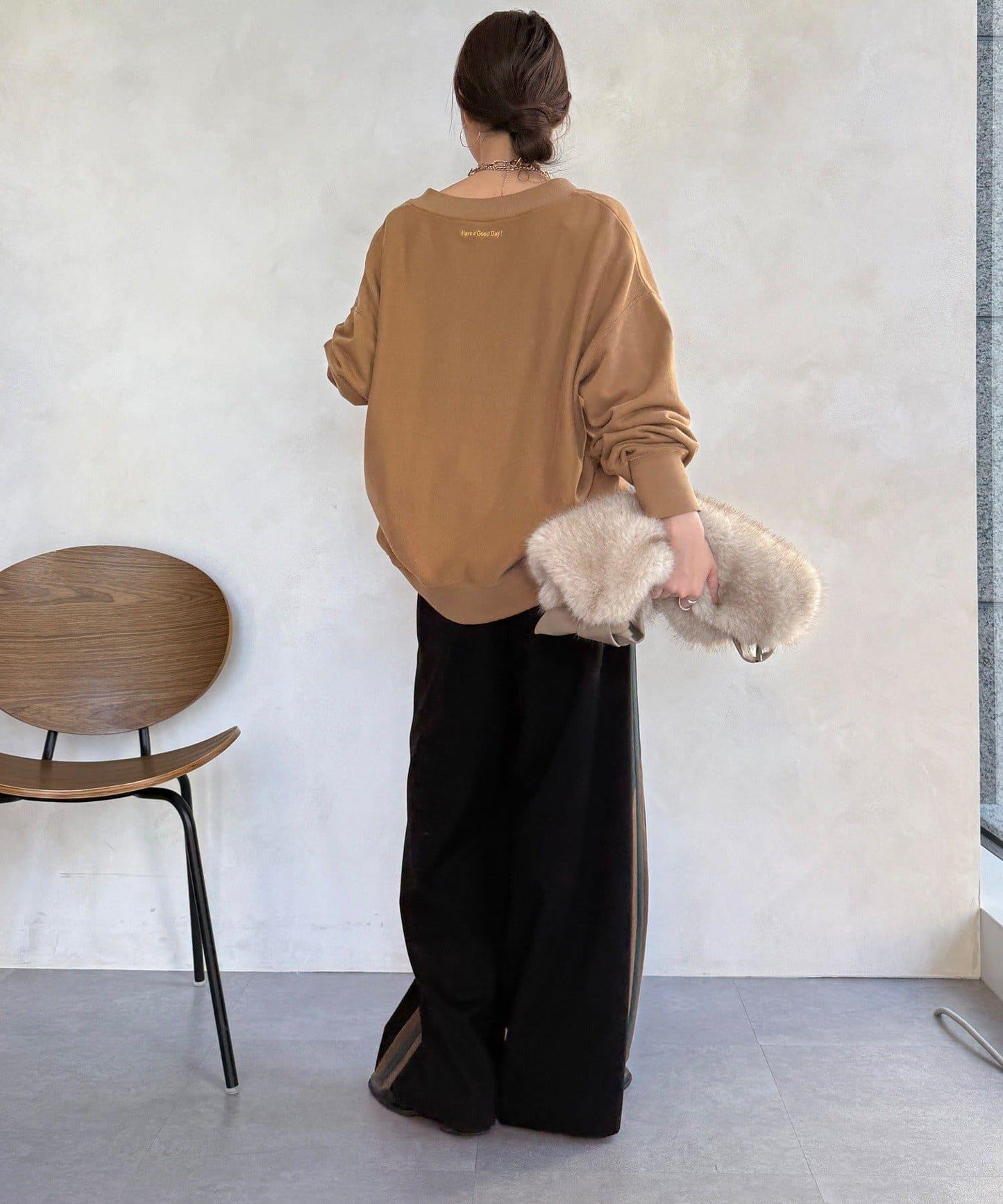 側邊條紋寬腿褲