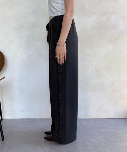 剪裁喬其紗側邊荷葉邊褲
