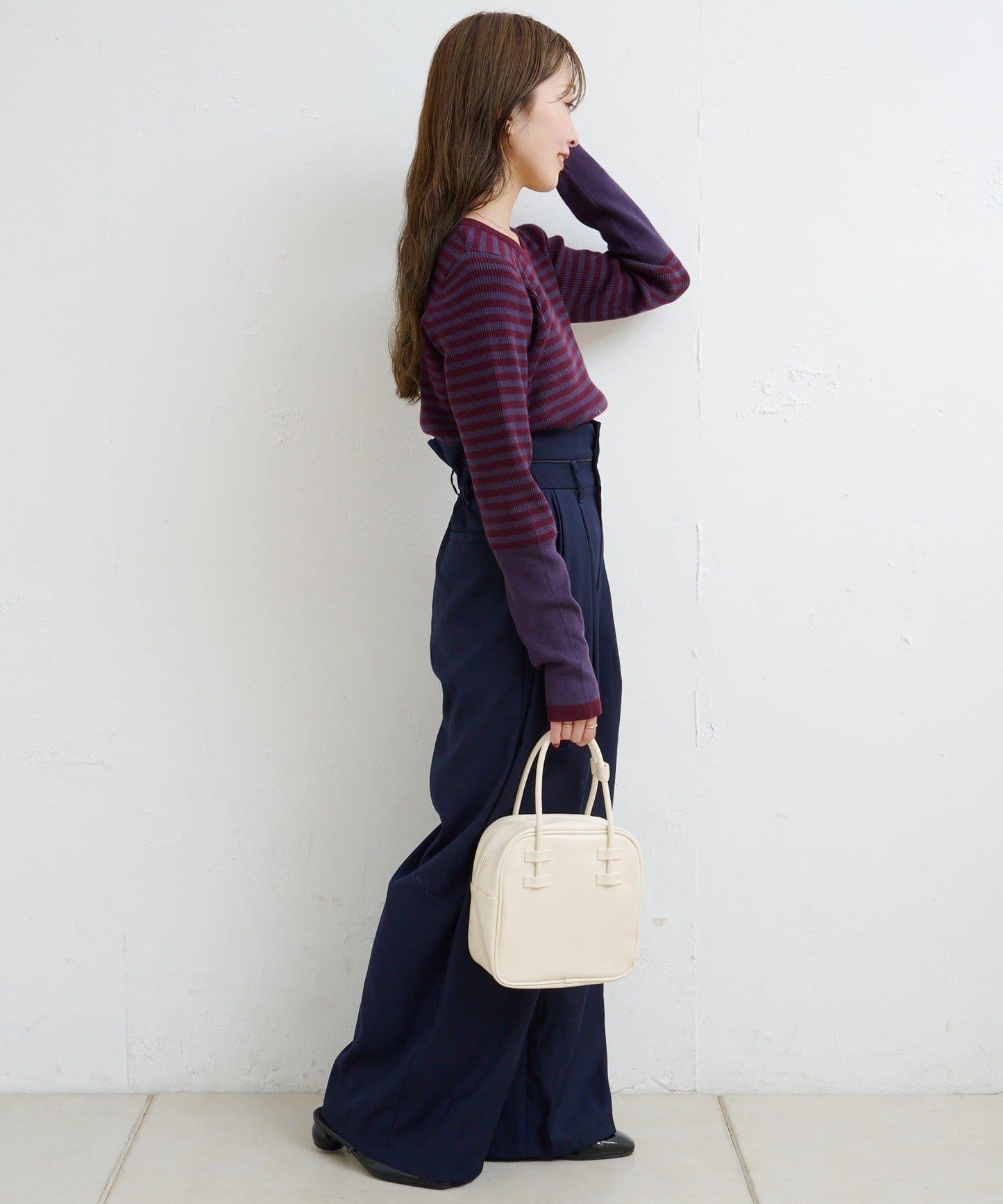 【4色可選】B 條紋指孔針織上衣