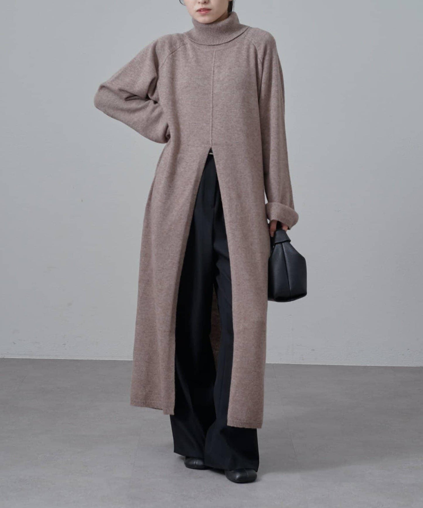 高領前開叉長款連衣裙