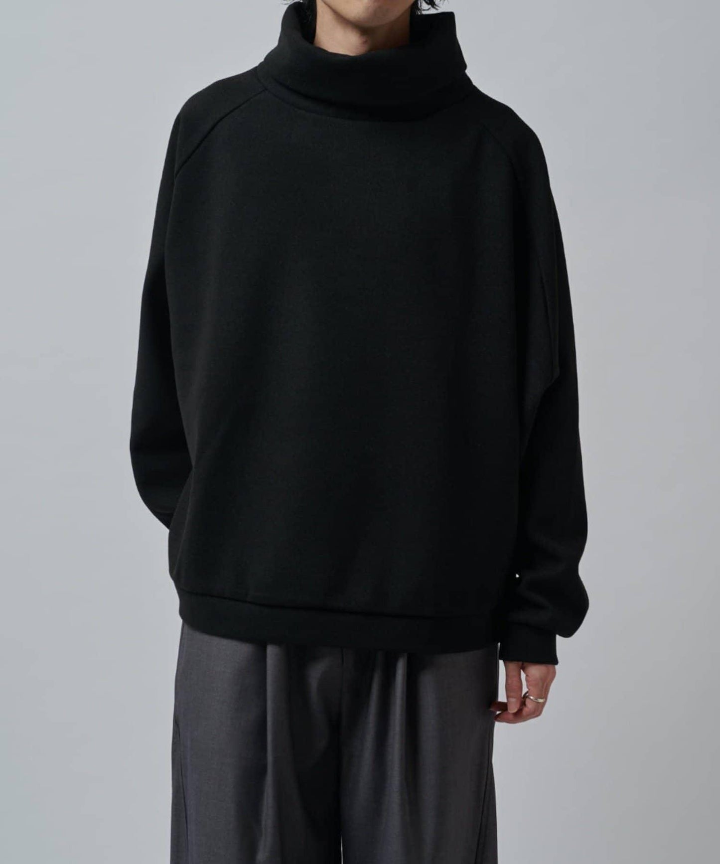 插肩袖高領針織衫