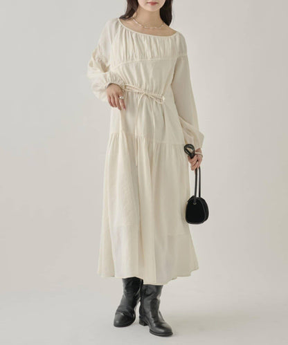 露肩抽繩連衣裙