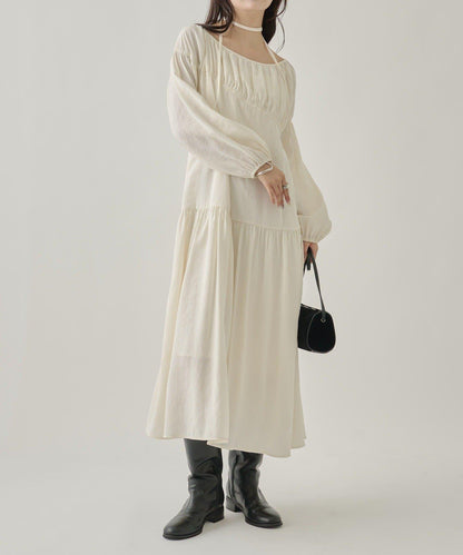 露肩抽繩連衣裙