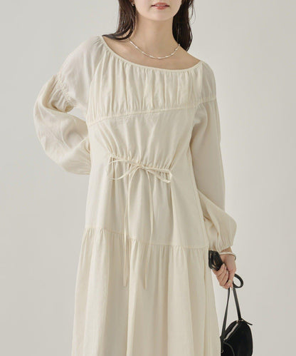 露肩抽繩連衣裙