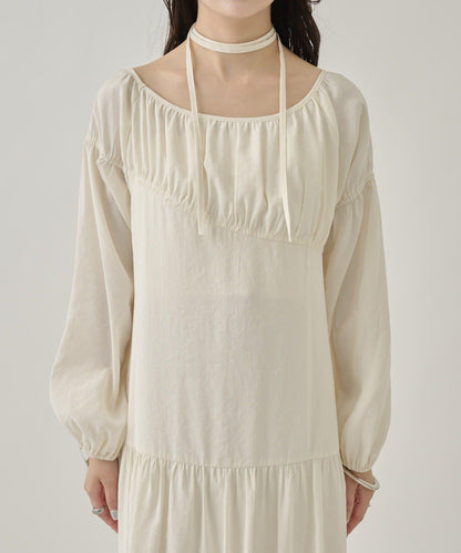 露肩抽繩連衣裙