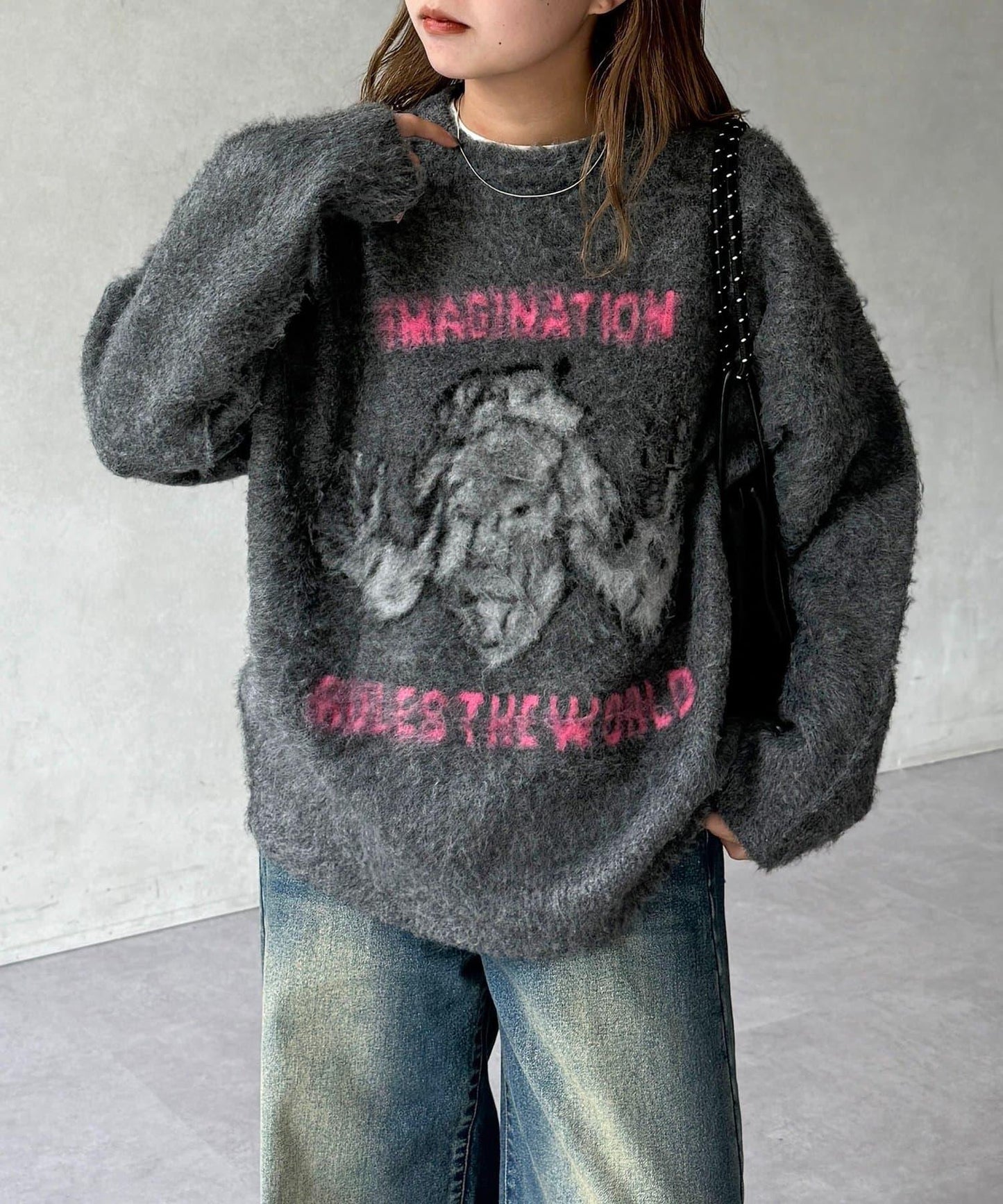 偉人仿馬海毛針織衫