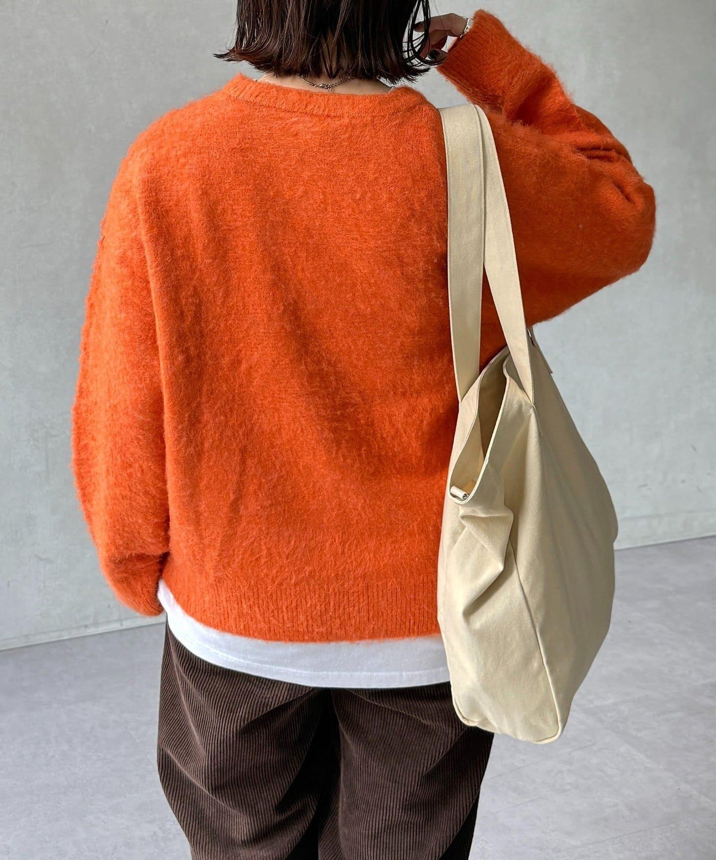 偉人仿馬海毛針織衫